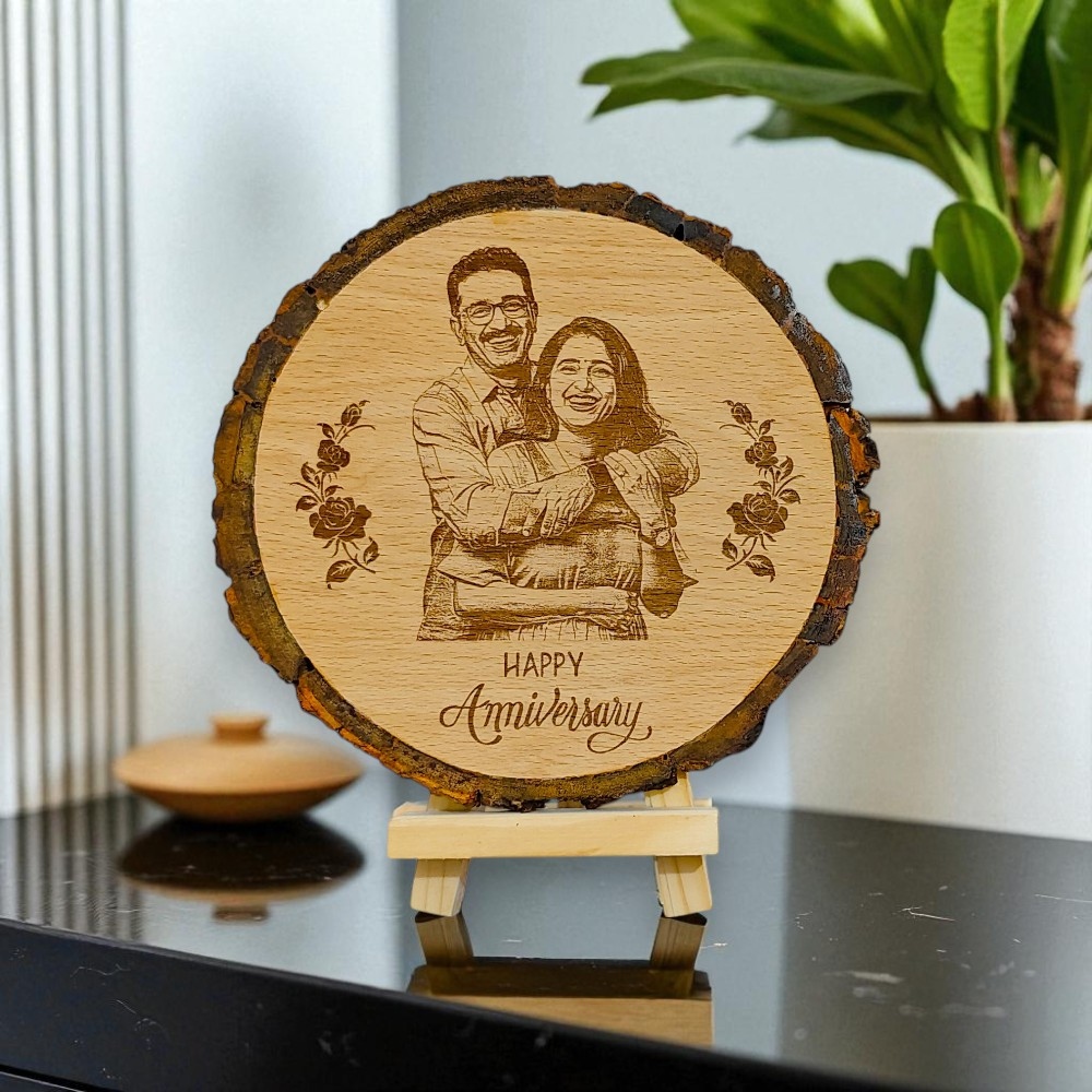 Custom Engraved Round Elegant Frame for Couples
